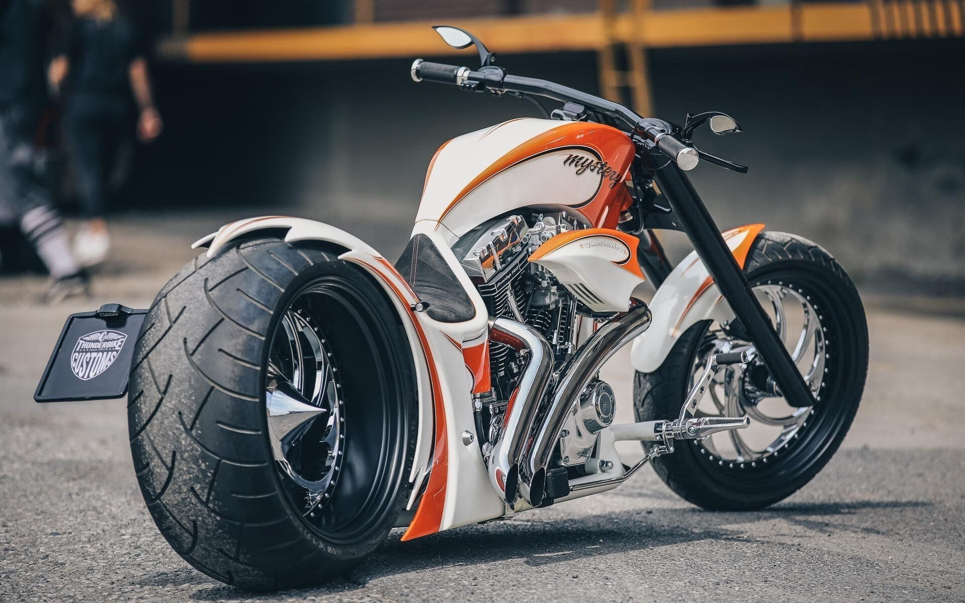 “法甲争冠激烈,压力之下豪门表现不俗”,法甲竞争激烈