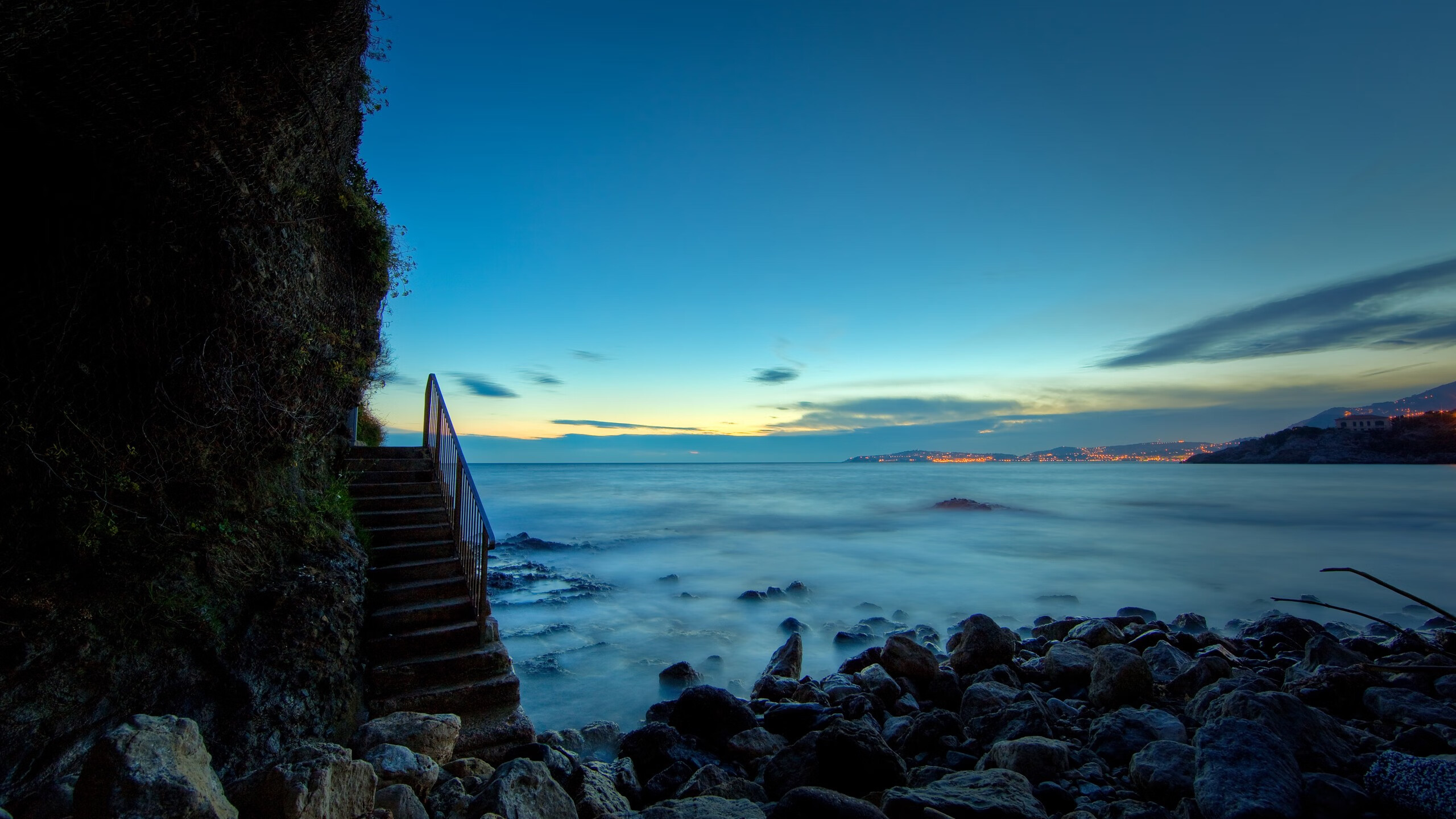 “青少年足球珍藏活动在全国多地同步进行”，青少年足球普及