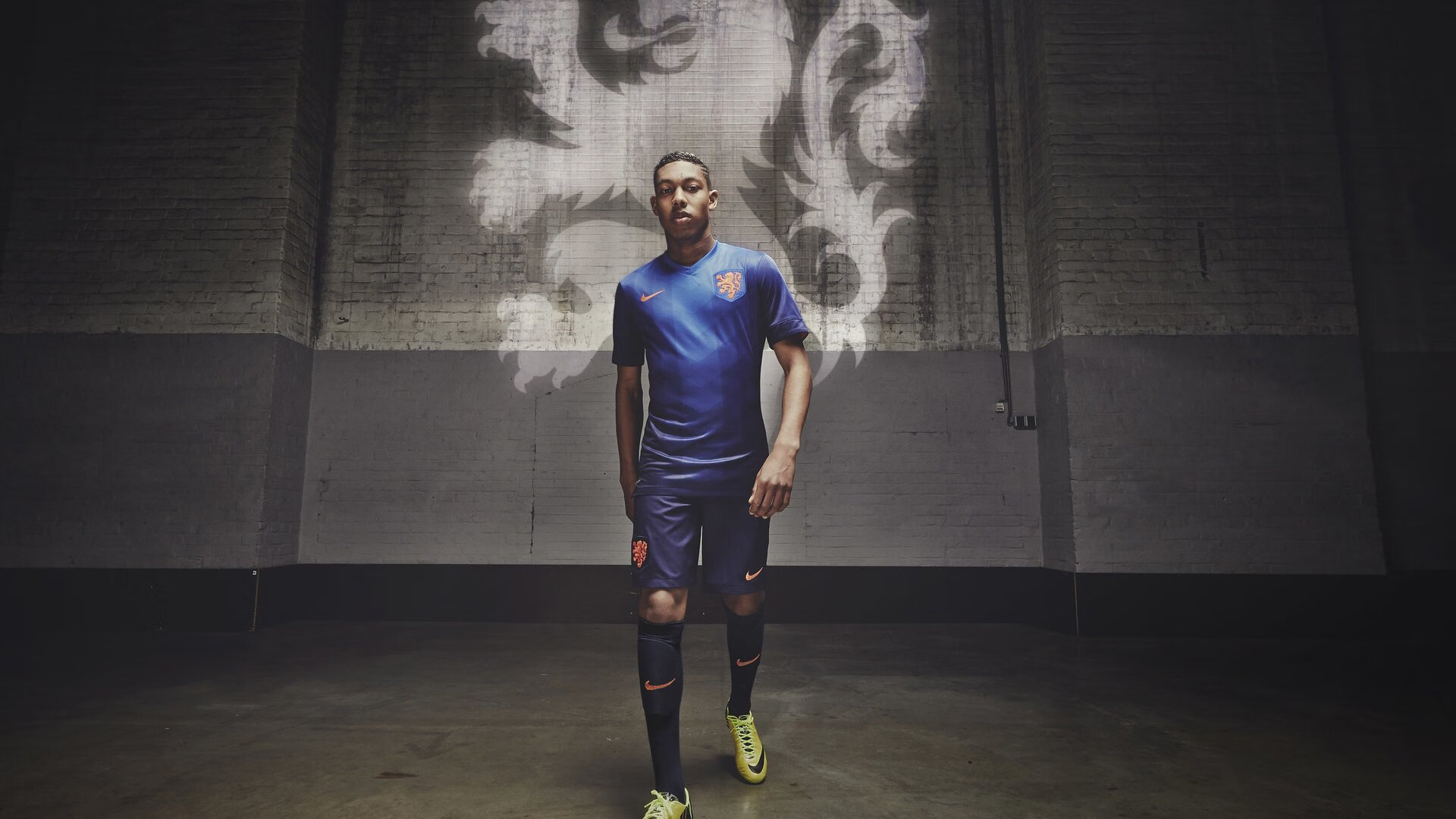 足球产业融合创新推动行业全面发展,足球产业经济