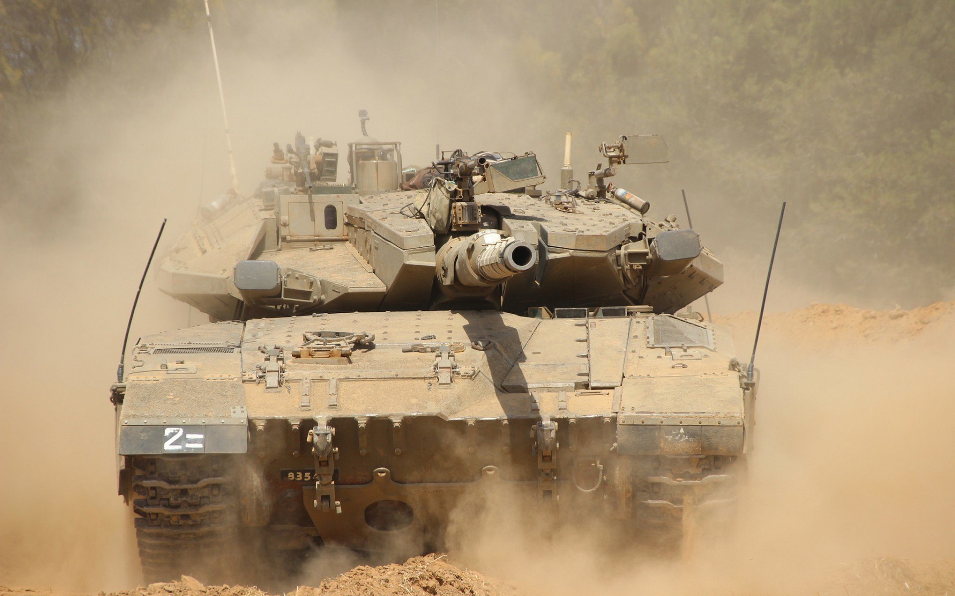 伯恩利遭遇主场失利,球队连续三场未能取胜,战绩受到质疑,伯恩利历史战绩