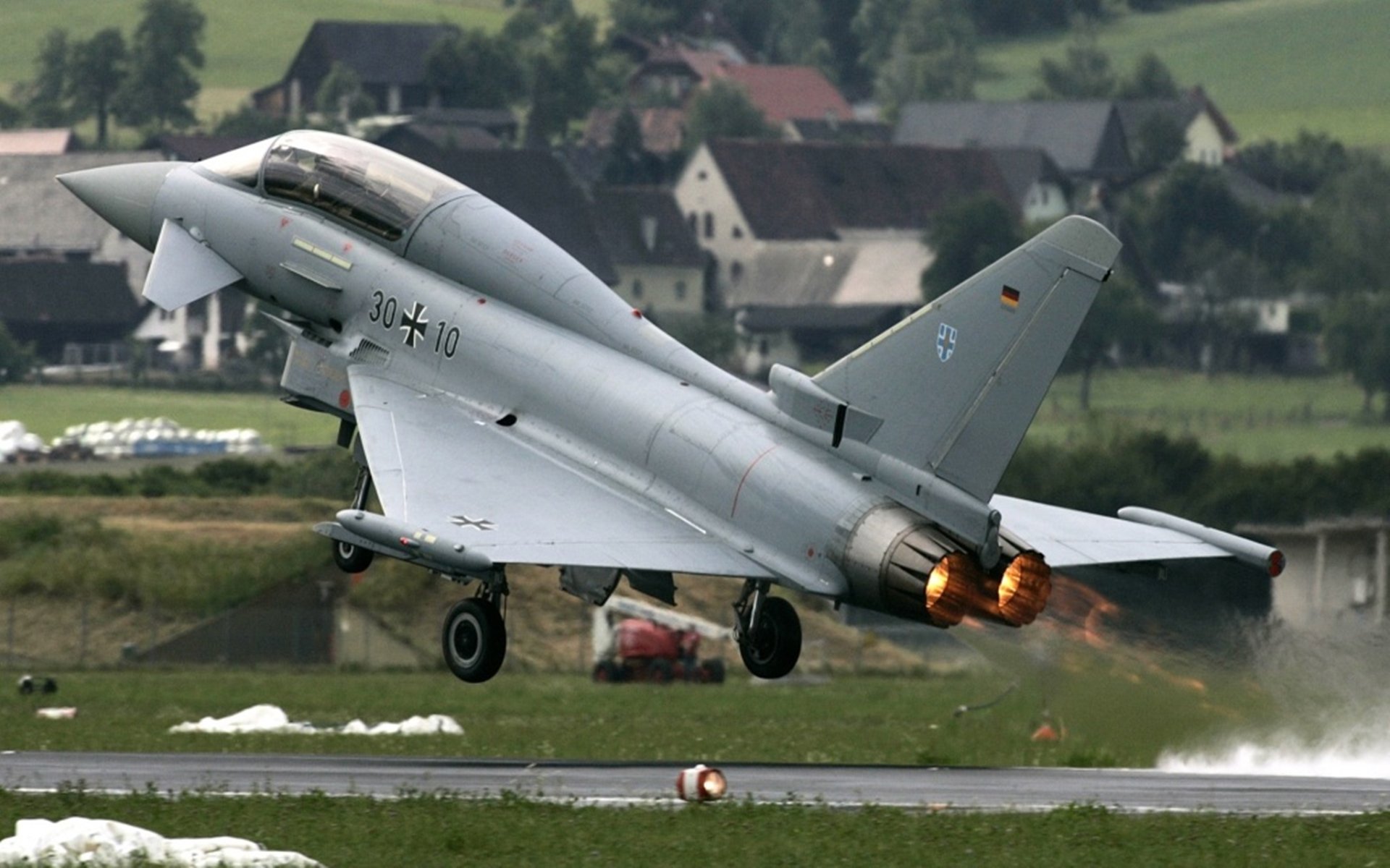 快船队球员努力训练,期待下一场胜利,快船队人员